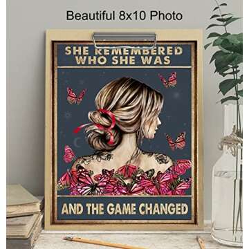She Remembered Who She Was And The Game Changed - Uplifting Encouragement Gifts for Women - Inspirational Positive Quotes Wall Decor - Motivational Wall Art - Boho Decoration Poster - Girls, Teens