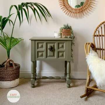 Dixie Belle Spanish Moss Chalk Paint for Chic DIY Projects