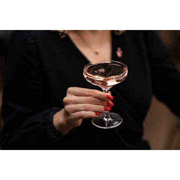 Elegant GLASSIQUE CADEAU Vintage Champagne Coupe Glasses - Set of 4