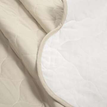 Lush Decor Coastal Chic Scallop Edge Reversible 3 Piece Quilt Set, Full/Queen, Neutral & White
