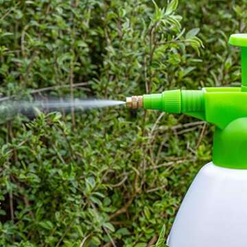 Mr. Mister Garden 2-Liter Adjustable Pressure Sprayer