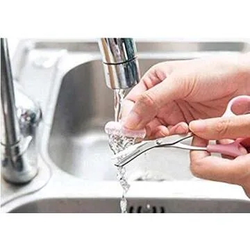 Eyebrow Trimmer scissors With Mini Comb,Ladies Men's Auxiliary eyebrow comb scissors,Perfect eyebrow trimming tool for better control of length,prune of eyebrows Shaping at home Makeup Tools.