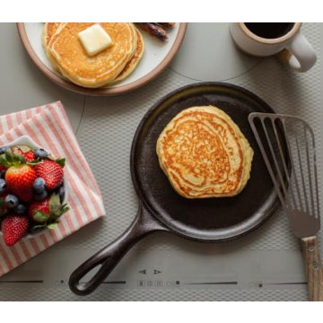 Lodge Seasoned Cast Iron 5 Piece Cooking Set Bundle