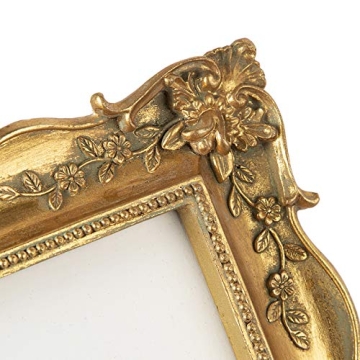 Elegant Antique Picture Frame for Cherished Moments