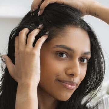 Kristin Ess Hair Dry Shampoo Non-Aerosol Powder for Oily Hair - Mattifying, Style Extending, Fragrance Free, Dry Shampoo for Men and Women, Easily Blended, Lightweight Formula, Vegan, 1.3 oz