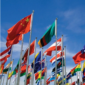 Compact Eton Grundig Traveler Radio with Multiple Bands