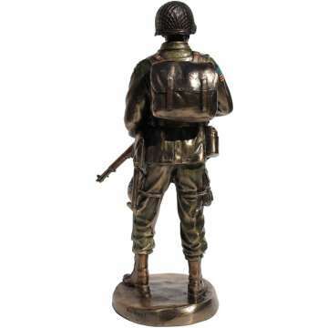 US Army Soldier Statue Tribute to Honor and Courage
