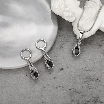 Stylish Silver Plated Jewelry Set with Dangle Earrings