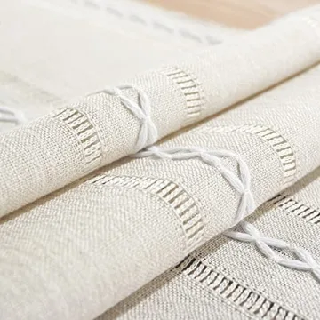 Rustic Farmhouse Style Linen Table Runner for Elegant Occasions
