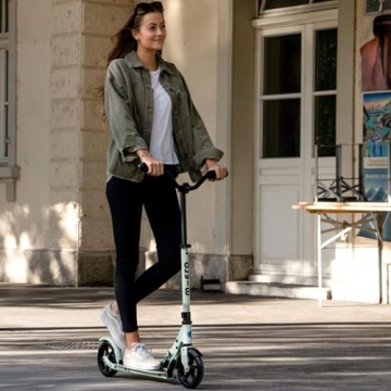 Micro Speed Deluxe Scooter - Smooth Ride for Teens and Adults