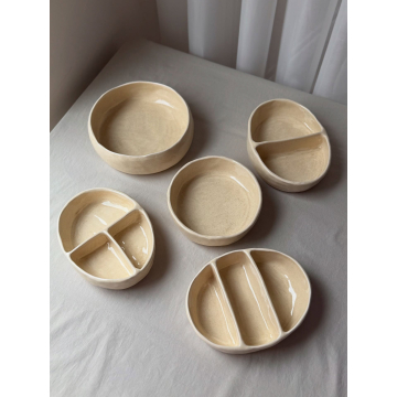 ظروف پذیرایی دفورمه سرامیکی دست‌ساز – مینیمال، قابل‌ شست‌وشو