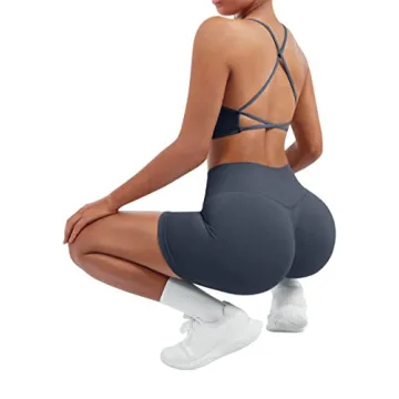 Comfortable Seamless Sports Bra and Booty Shorts Set