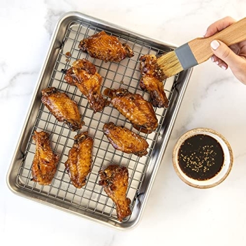 Nordic Ware Naturals Quarter Sheet Pan with Nonstick Grid