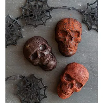 Skull Cakelet Pan for Halloween Baking
