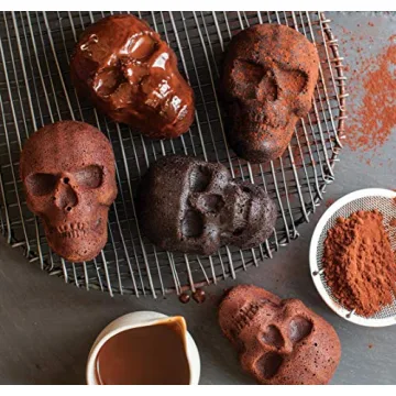 Skull Cakelet Pan for Halloween Baking