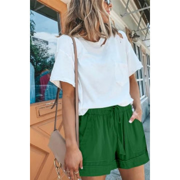 Chic QUEEN PLUS Women's Casual Summer Shorts with Pockets