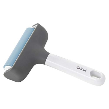 Cricut Brayer for Smooth Crafting and Vinyl Applications