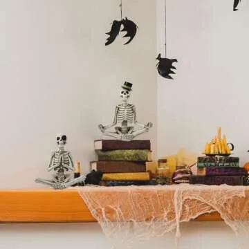 OYATON Halloween Decorations Indoor, Gothic Skeleton Couple Decor for Home & Office, 2 Pack Small Resin Skull Figurines, Spooky Tabletop Sculptures for Desk, Bookshelf, Haunted House