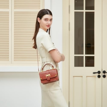 Chic LL LOPPOP Leather Crossbody Bag - Stylish & Versatile