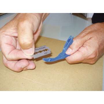 Mure & Peyrot Bread Lame Combo, Made in France, Model Adour, Professional Dough Scoring Tool with Safe Locking Mechanism, One Protective Cover, and 11 Blades Included, Trusted Brand since 1904