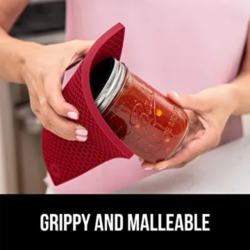 Gorilla Grip Silicone Oven Mitt Set for Safe Cooking