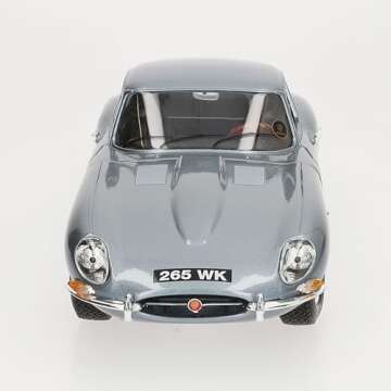 Bburago 1:18 Jaguar E Coupe Model Car for Collectors