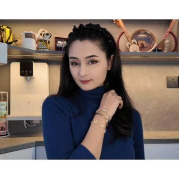 UIIZBRW Gold Bracelets for Women Stainless Steel Bracelet 18K Love Bangle for women Cubic Zirconia Cuff Gold Bangle Set Fashion Jewelry Gifts