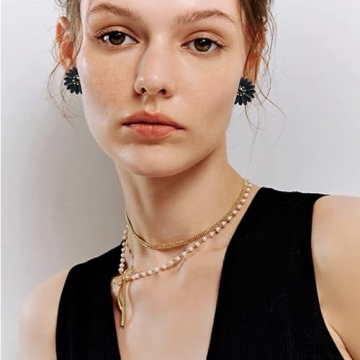 Chic Cute Boho Matte Flower Statement Stud Earrings with Gold Flower Bud for Women Sister Mom Lover and Friends (Black Daisy)