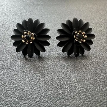 Chic Cute Boho Matte Flower Statement Stud Earrings with Gold Flower Bud for Women Sister Mom Lover and Friends (Black Daisy)