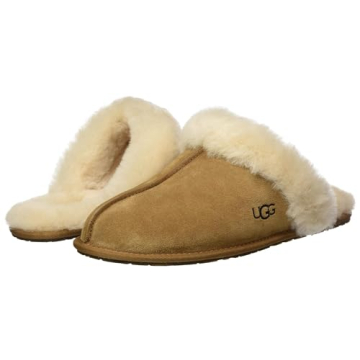 UGG Women's Scuffette II Slipper in Chestnut - Size 7