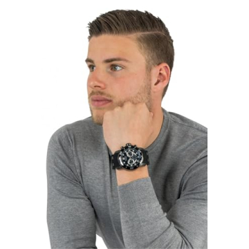 Invicta Pro Diver Men's Chronograph Watch - Black and Gold