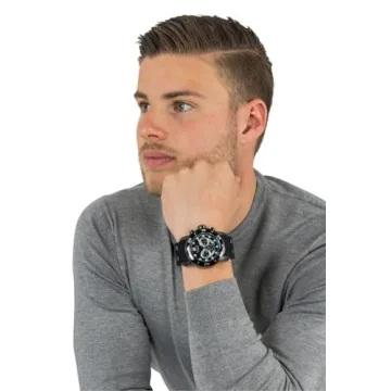 Invicta Pro Diver Men's Chronograph Watch - Black and Gold