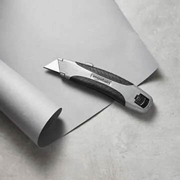 Retractable Utility Knife with 3 Blades - Amazon Basics