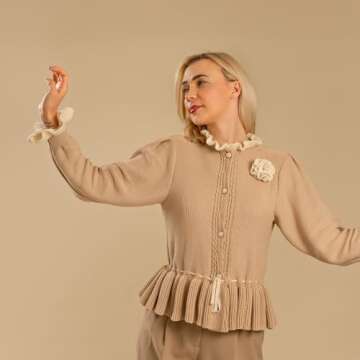 Kate Seamless Paper Backdrop for Photography Beige Cream Backdrop Paper (53''x16.4' Ivorine)