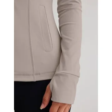 Trendy Queen Women's Lightweight Zip Up Jacket for Workouts