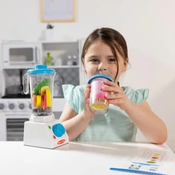 Melissa & Doug 22-Piece Smoothie Blender Set for Kids
