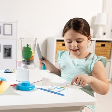 Melissa & Doug 22-Piece Smoothie Blender Set for Kids