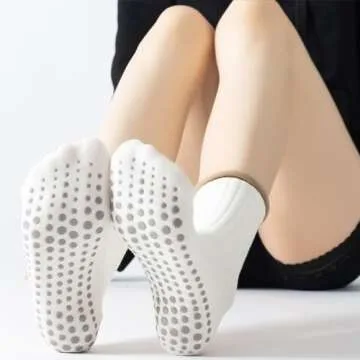 Yoga Pilates Socks with Grips for Women Non-Slip Comfort