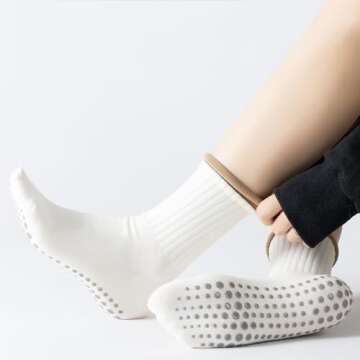 Yoga Pilates Socks with Grips for Women Non-Slip Comfort