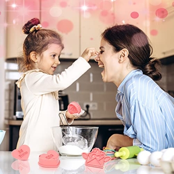 18-Piece Valentine Cookie Cutters for Creative Baking