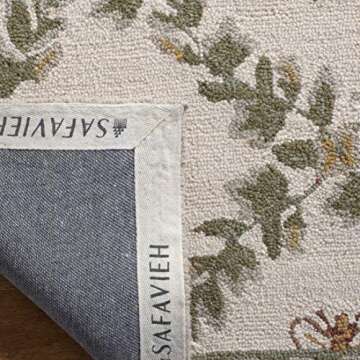SAFAVIEH Chelsea Collection Runner Rug - 2'6" x 8', Ivory & Green, Hand-Hooked French Country Wool, Ideal for High Traffic Areas in Living Room, Bedroom (HK55A)
