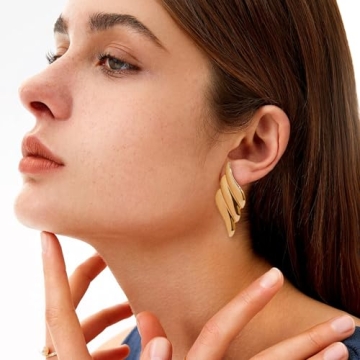 Elegant Gold Geometric Stud Earrings for Women