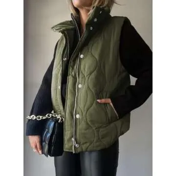 EVALESS Cute Cropped Puffer Vest Women Lightweight Quilted Stand Collar Sleeveless Jackets Fall Spring 2025 Button Zip Up Jacket Warm Coat Outerwear with Pockets Green Medium