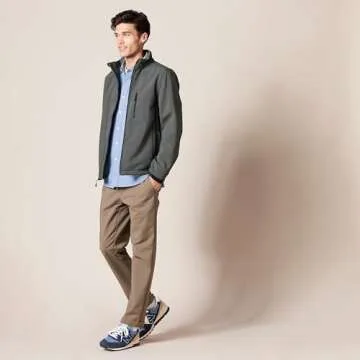 Amazon Essentials Men's Softshell Jacket - Water-Resistant Comfort