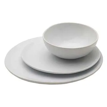 Everyday White Organic Dinnerware Set, Service For 4