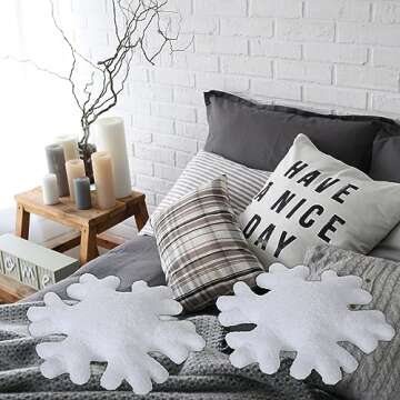 Huwena Decorative Snowflake Pillows for Holiday Decor