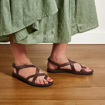OLUKAI Upena Women's Beach Sandals for Ultimate Comfort