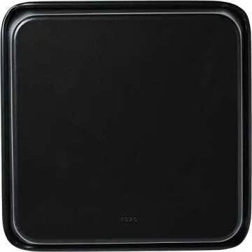 Cuisinart 9-Inch Nonstick Bakeware Square Cake Pan