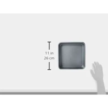 Cuisinart 9-Inch Nonstick Bakeware Square Cake Pan