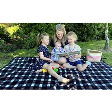 DOWN UNDER OUTDOORS Large Waterproof Windproof Extra Thick 350 GSM Quilted Fleece Stadium Blanket, Machine Washable Camping Picnic & Outdoor, Beach, Baseball,Dog, 82 x 55 (Black & White Check)